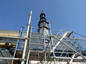 Gerüstabbau am Türmchen (Foto: Karl-Franz Thiede)